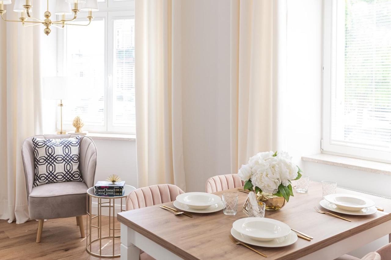 Apartament Golden Place クラクフ エクステリア 写真