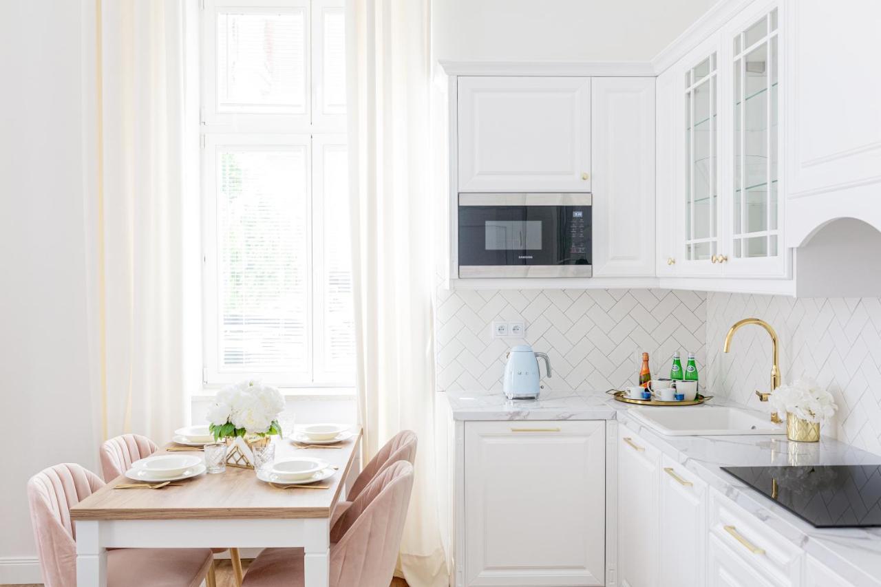 Apartament Golden Place クラクフ エクステリア 写真