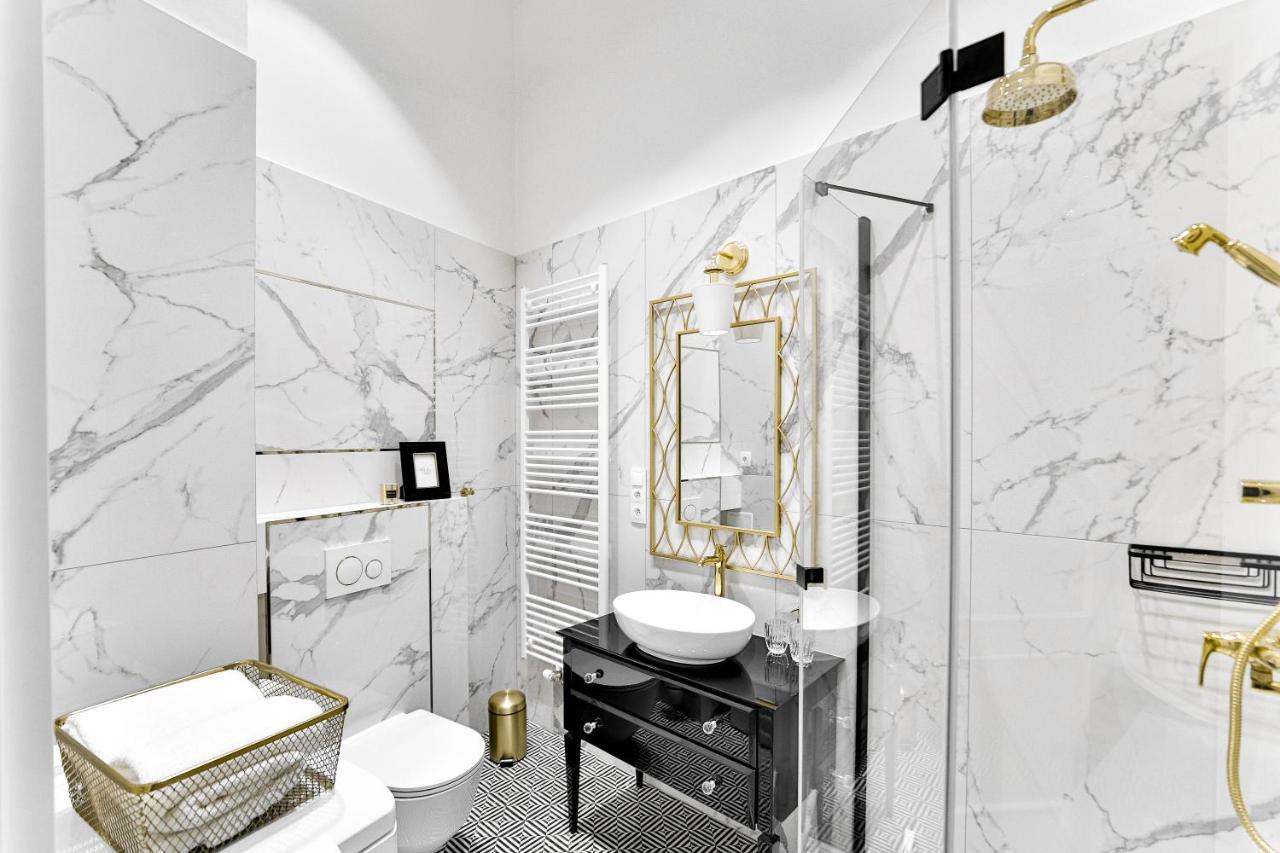 Apartament Golden Place クラクフ エクステリア 写真