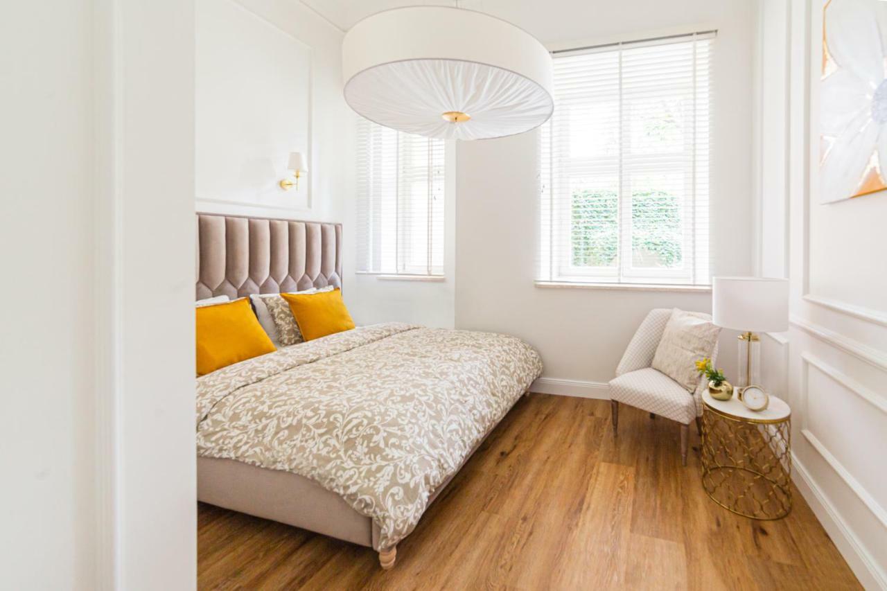 Apartament Golden Place クラクフ エクステリア 写真