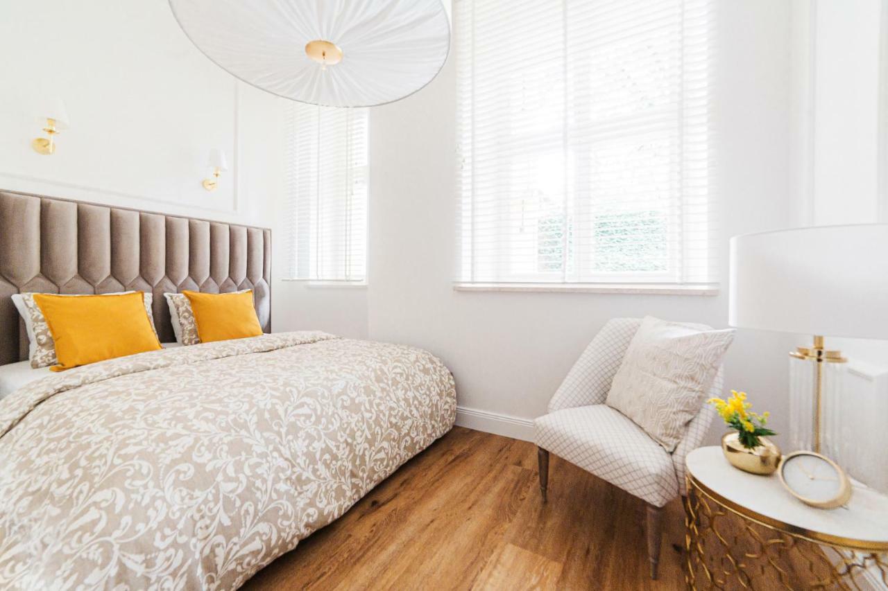 Apartament Golden Place クラクフ エクステリア 写真